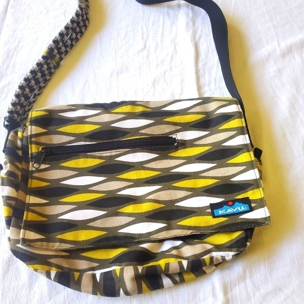 Kavu Crossbody Messenger Bag Yellow Green Geometric Leaf Print Canvas Adjustable